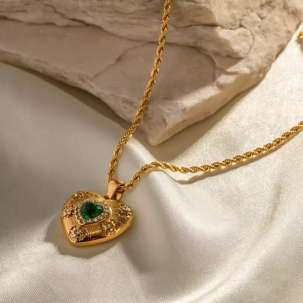 Love Heart With Green Diamond Necklace Plated with 18K Gold