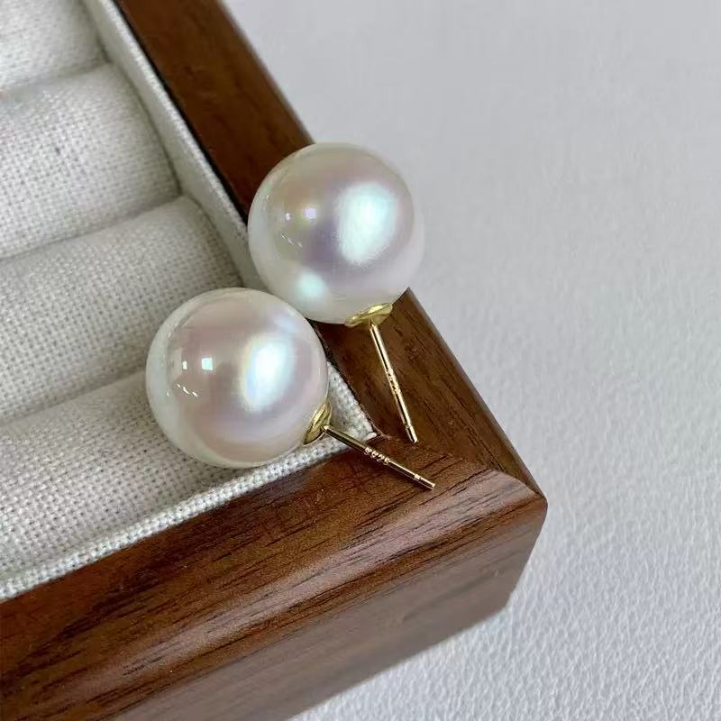 Crystal Pearl Earring