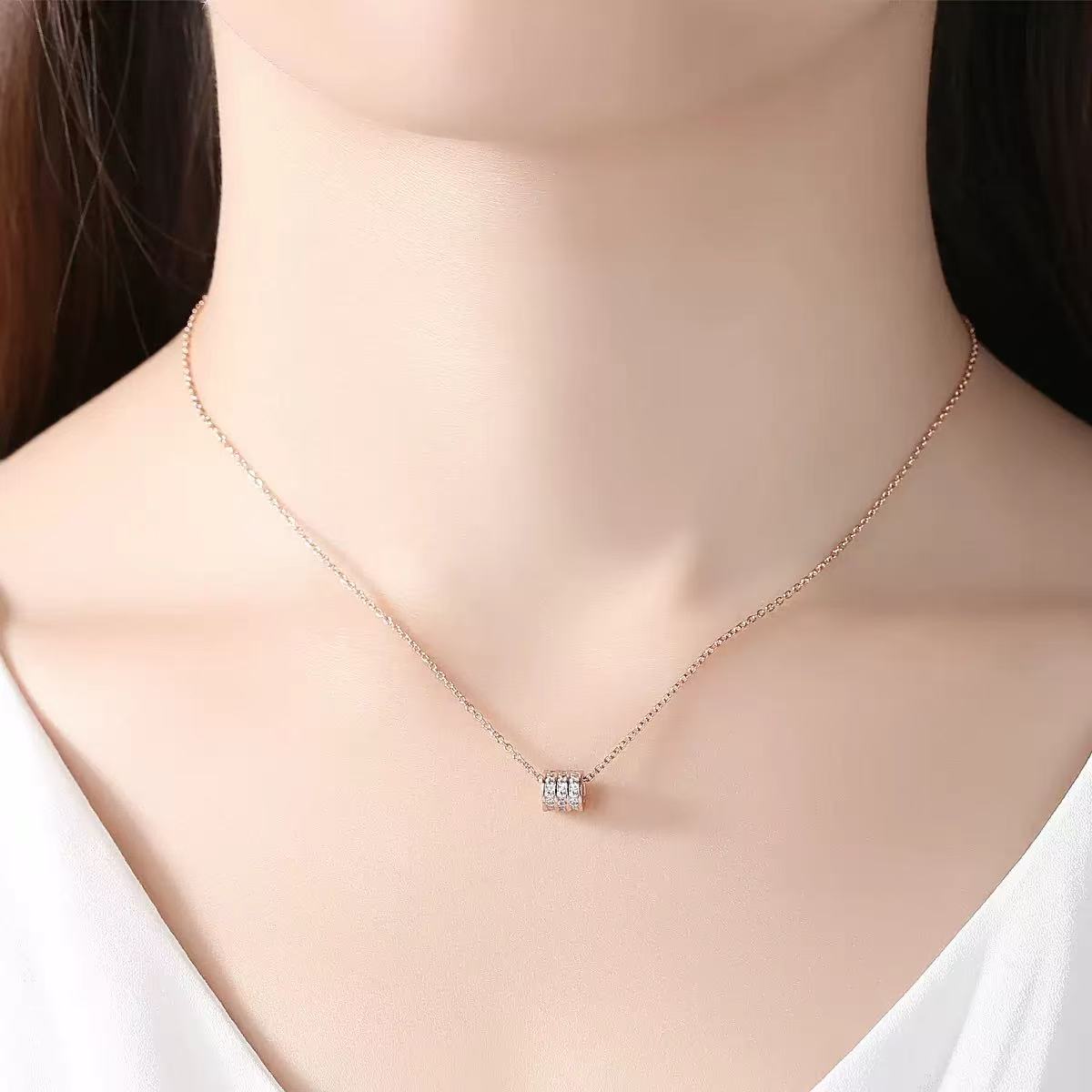 Circle-Design Pendant S925 Sterling Silver Necklace