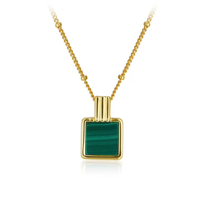 The Green Dreamy Journey Necklace