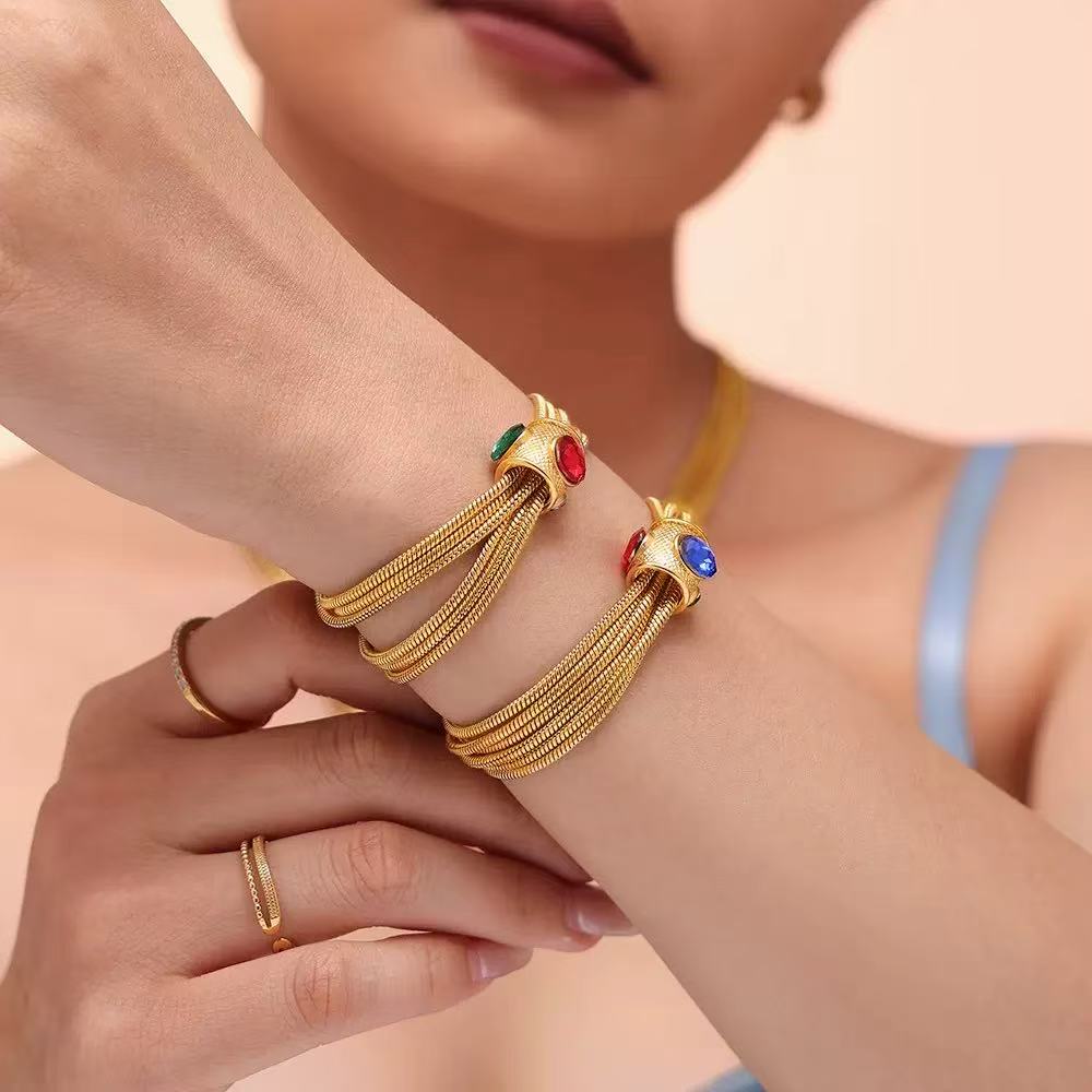 Multi-layered Chain Heavy Style Necklace & Bracelet SET