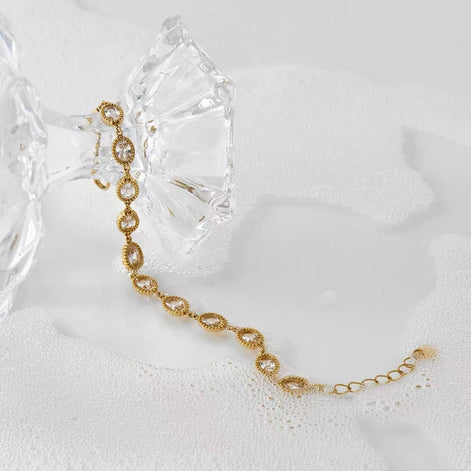 Oval-cut Design Zircon Bracelet