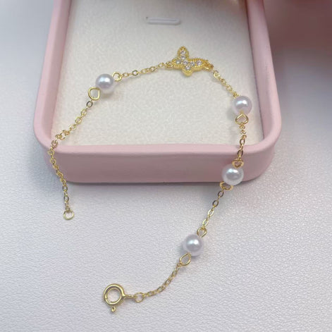 Butterfly Pendant Design Pearl Bracelet