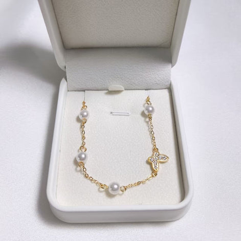 Butterfly Pendant Design Pearl Bracelet
