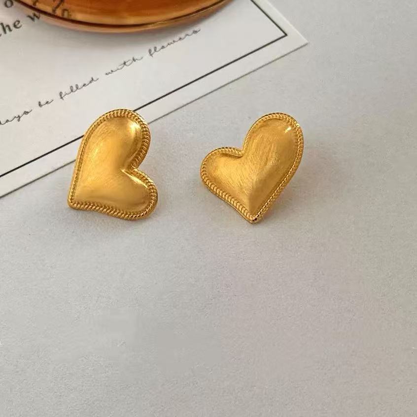 Golden Heart Earring