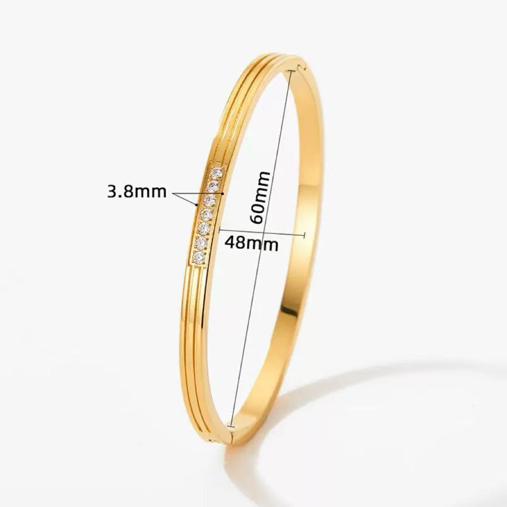 JW945 Line Design Bracelet