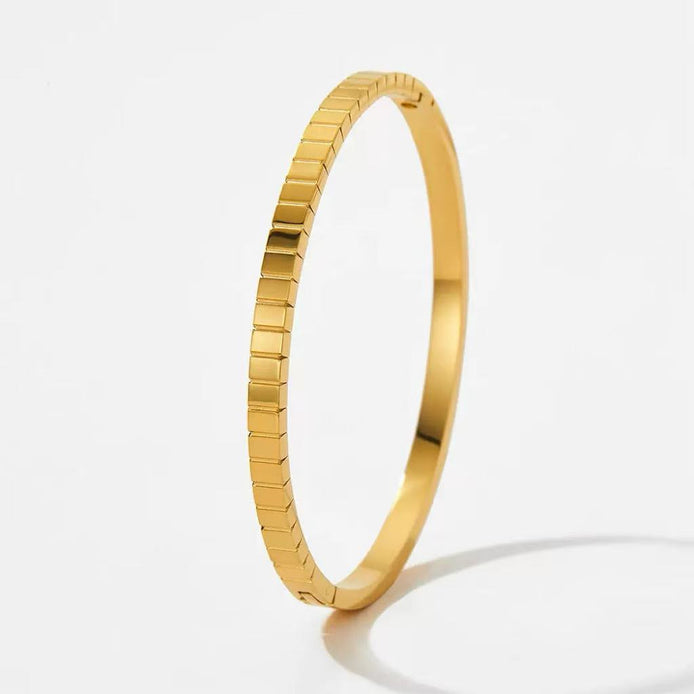 JW951 Bracelet Plated with 14K Gold Non-fading