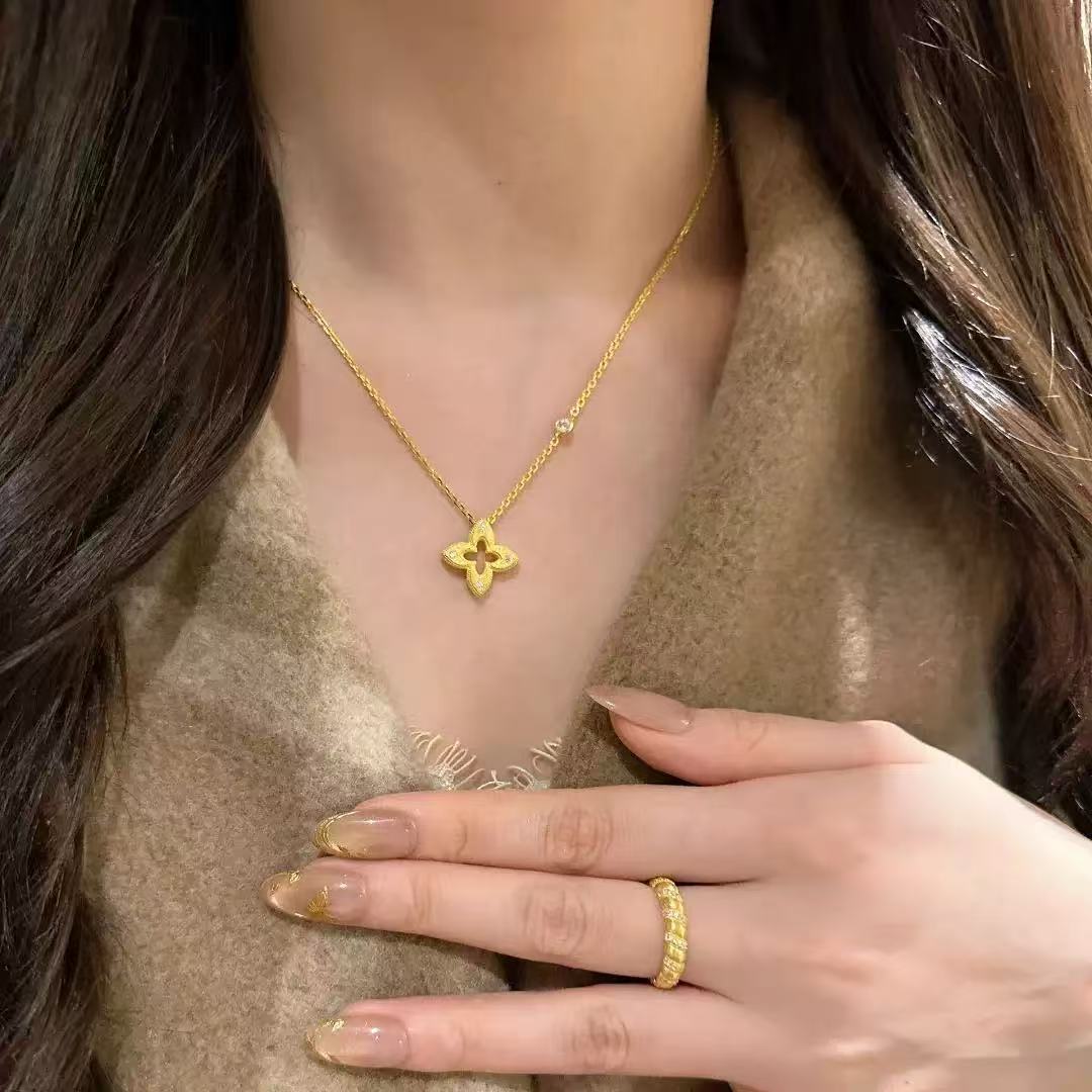 XINYC Hollowed Design SET