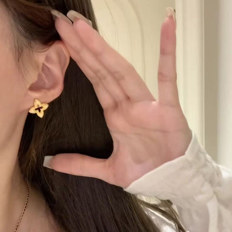 XINYC Hollowed Design SET