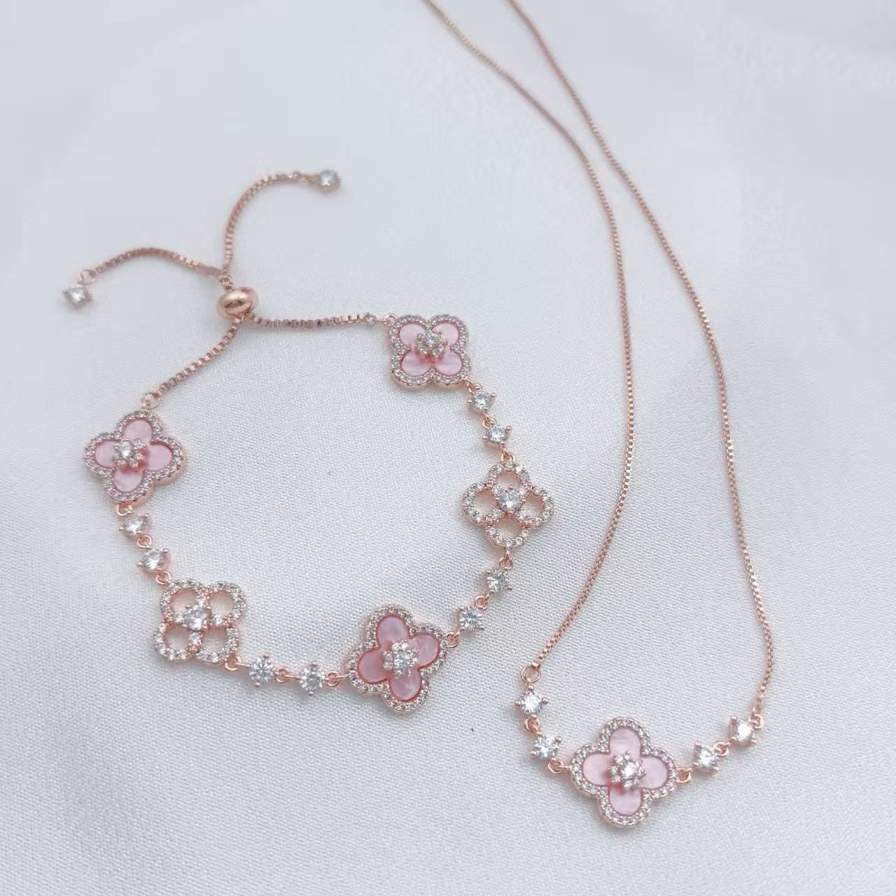 Pink Four-leaf Clover Necklace & Bracelet SET