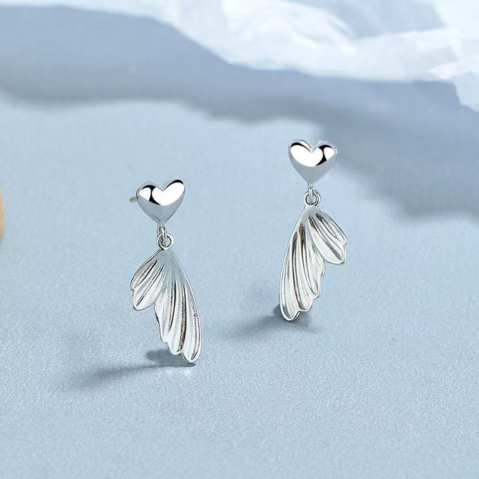Fish Tail Design with love heart S925 Silver Earring