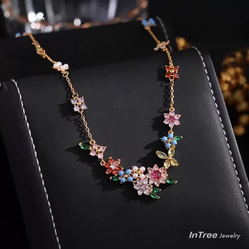 Colorful Flower Design Necklace