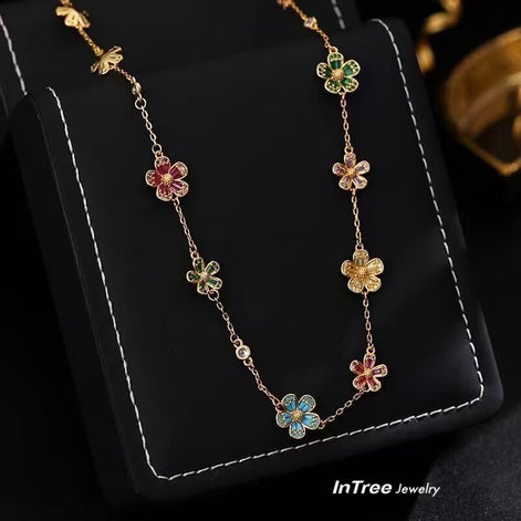 Colorful Flower Design Necklace