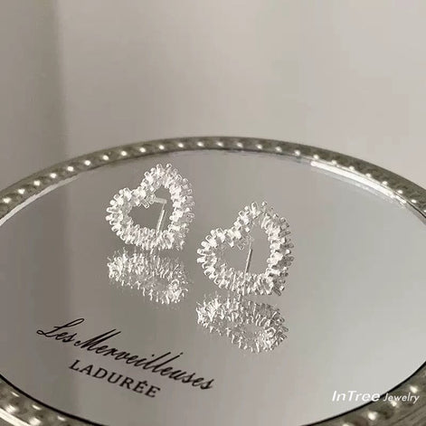 Hollow Heart Design S925 Silver Earring