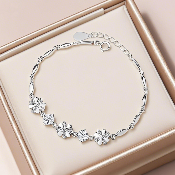S999 Sterling Silver four-leaf clover bracelet