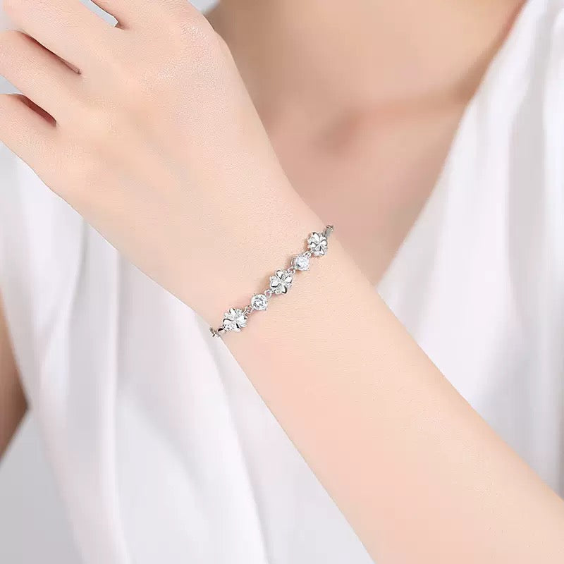 S999 Sterling Silver four-leaf clover bracelet