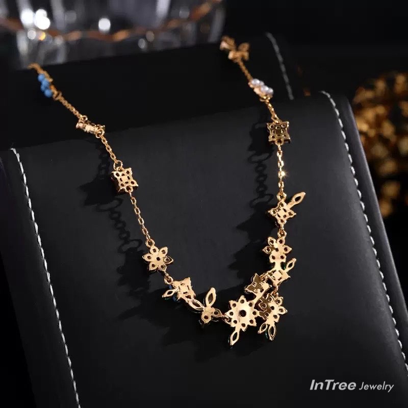 Colorful Flower Design Necklace