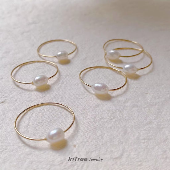Minimalist Design Natural Pearl Ring