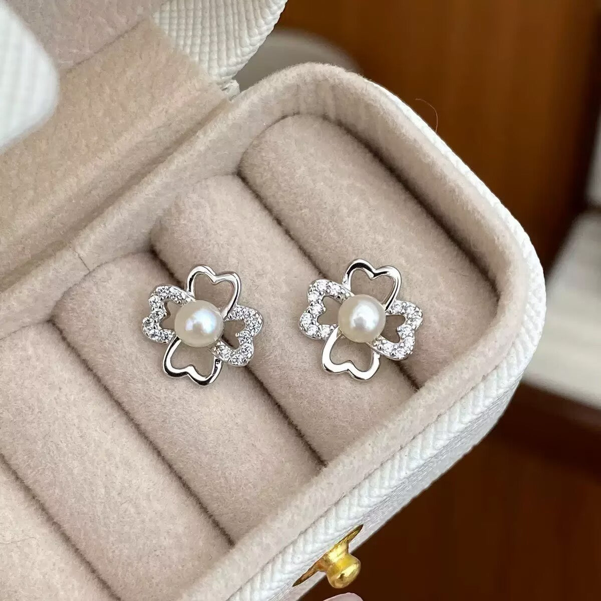 FLC Natrual Freshwater Pearl Earring