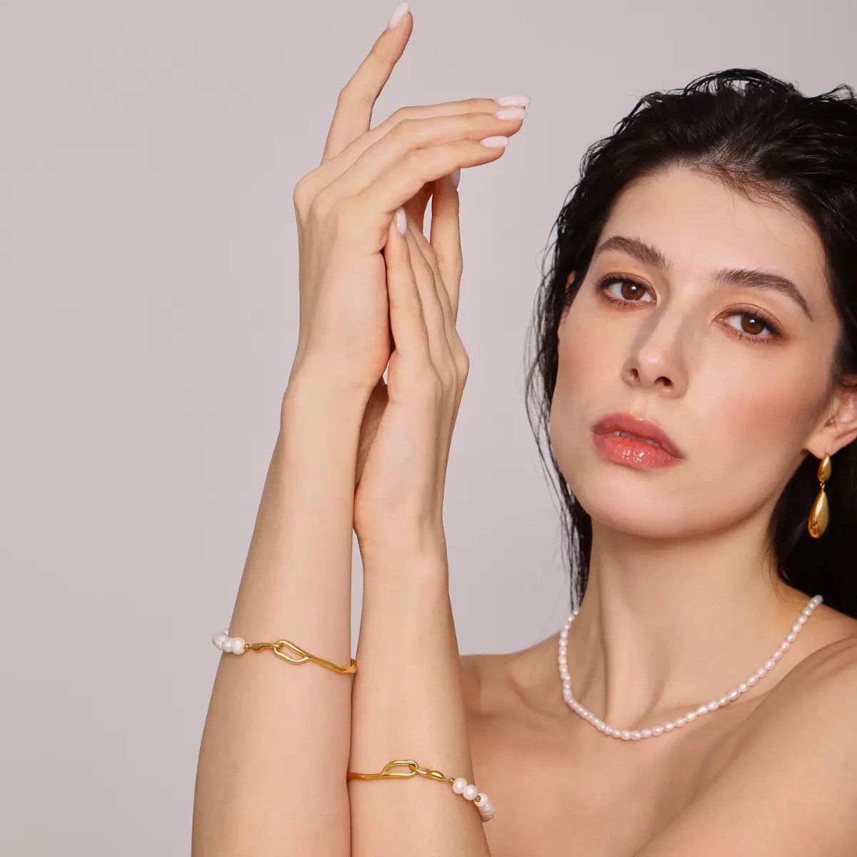 Beaded Design Pearl Bracelet