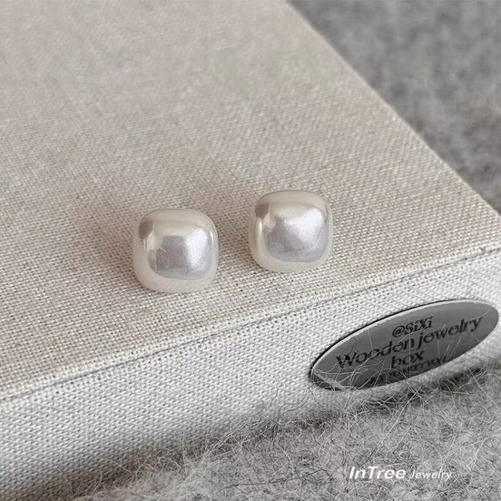 DGT Square Design Earring