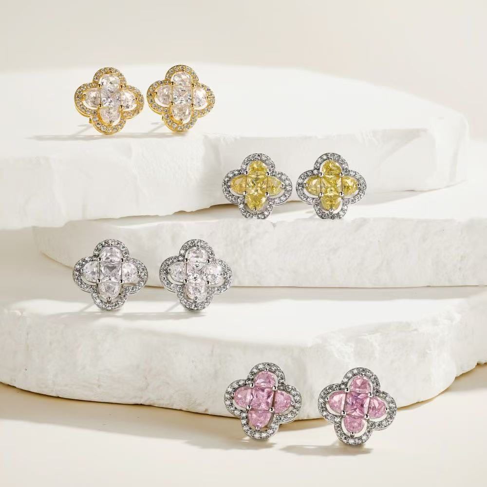 Four-leaf Clover S925 Sterling Silver Earrings set with Premium Zircon